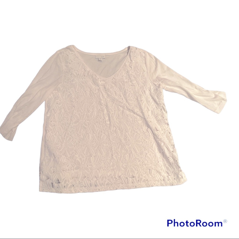 J Jill Top with flower lace detail in white. Size MP - Picture 15 of 16